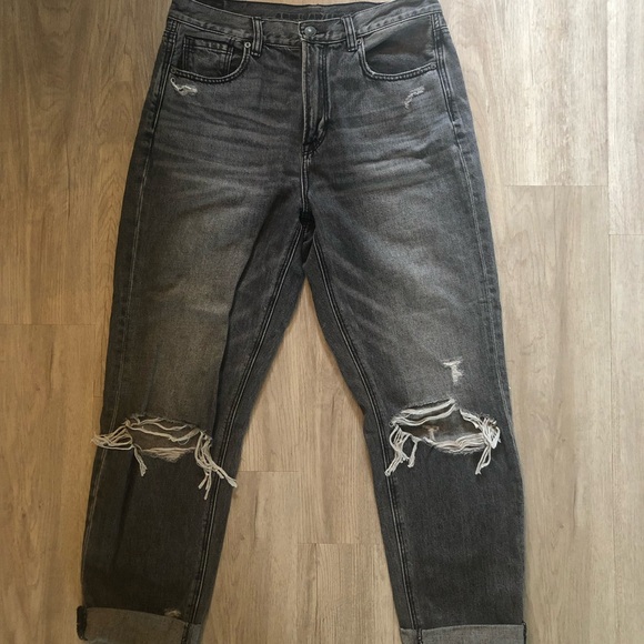 AMERICAN EAGLE MOM JEANS - Picture 2 of 4